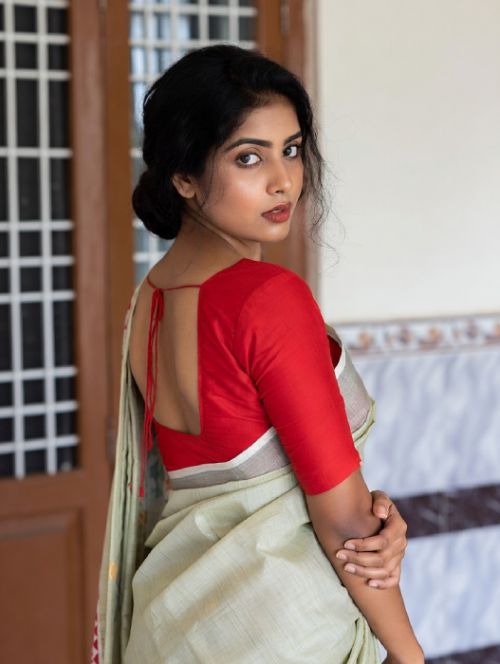 Amrita Haldwani Call Girl